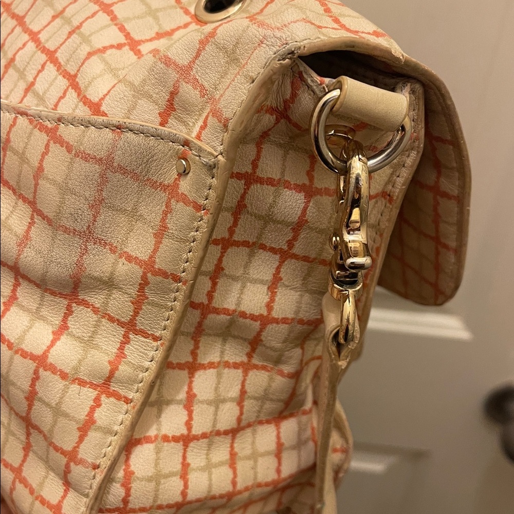 Tory Burch please check all picture of condition - Picture 5 of 17